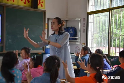 播撒藝術種子，科技點亮童年——2018年留守兒童藝術幫扶行動正式啟動